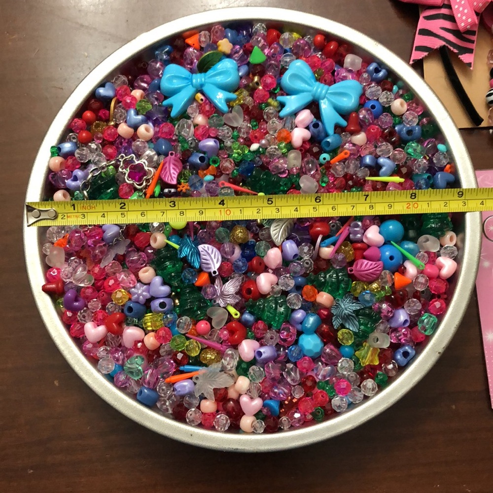Kids bead soup 2 lbs plus extras huge bundle lot